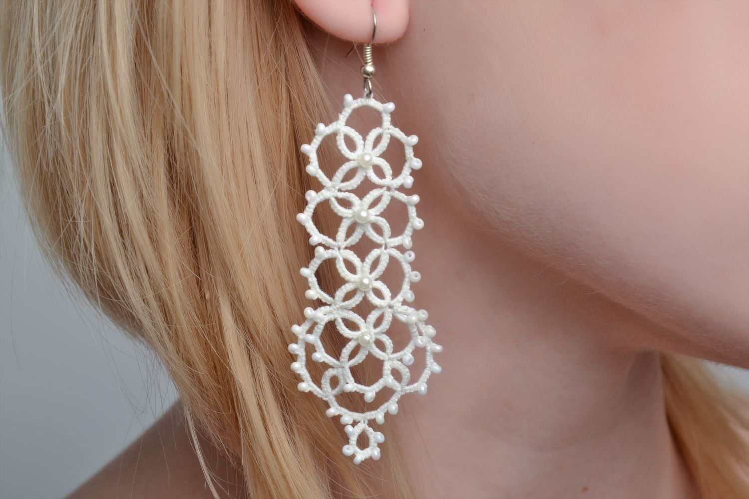 Woven earrings with beads made using tatting technique photo 5