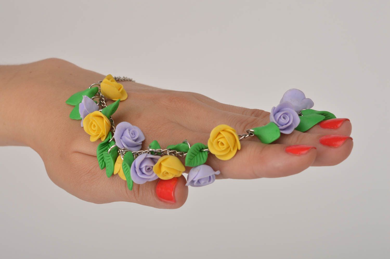 Bracelet fleurs en pâte polymère Bijou fait main roses jaune mauve Cadeau femme photo 2