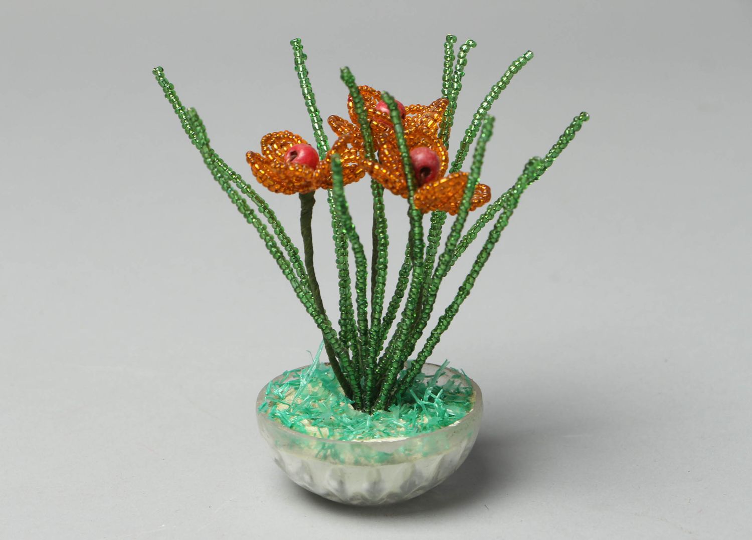 Decorative beaded flowers for interior photo 1