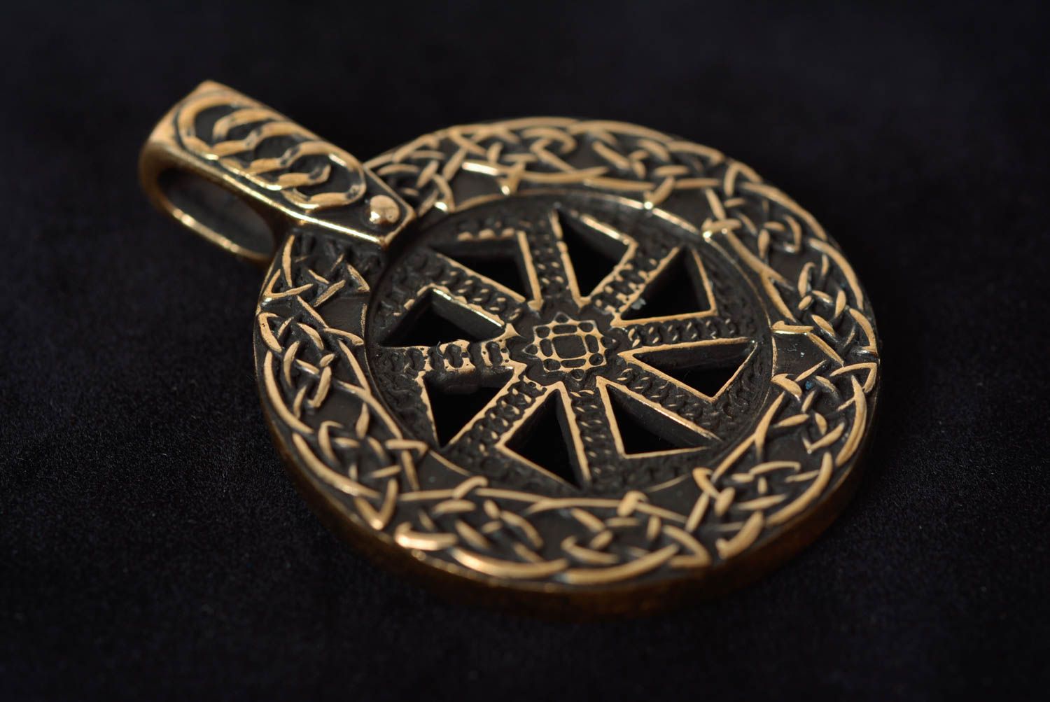 Handmade beautiful cast bronze pendant unisex accessory Kolovrat photo 5