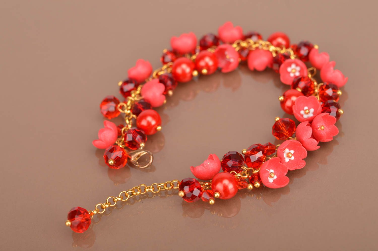 Bracelet rouge Bijou fait main pâte polymère chaîne métal Accessoire femme photo 5