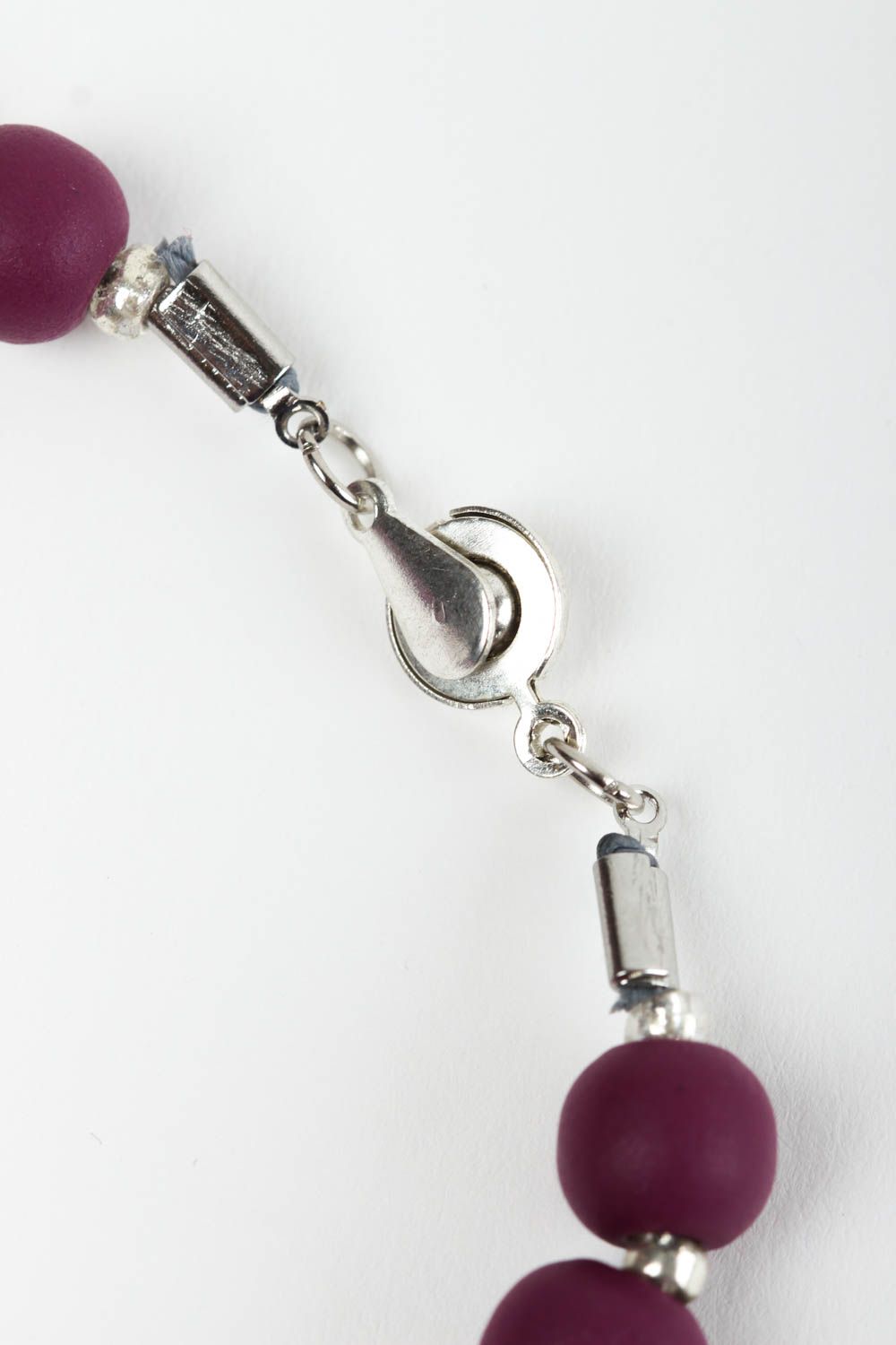 Bracelet tendance Bijou fait main violet en perles de bois Cadeau femme photo 5