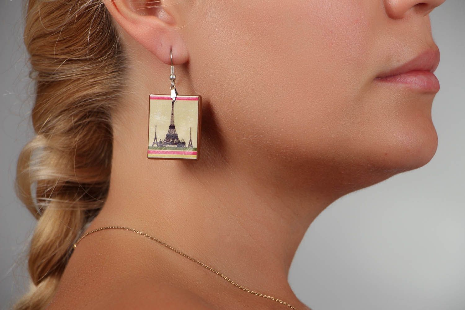 Ohrringe aus Polymerton mit Abbildung von Paris foto 5