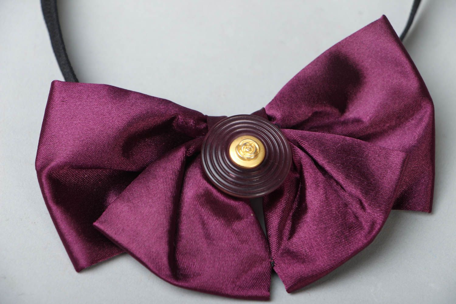 Beautiful fabric bow tie photo 2