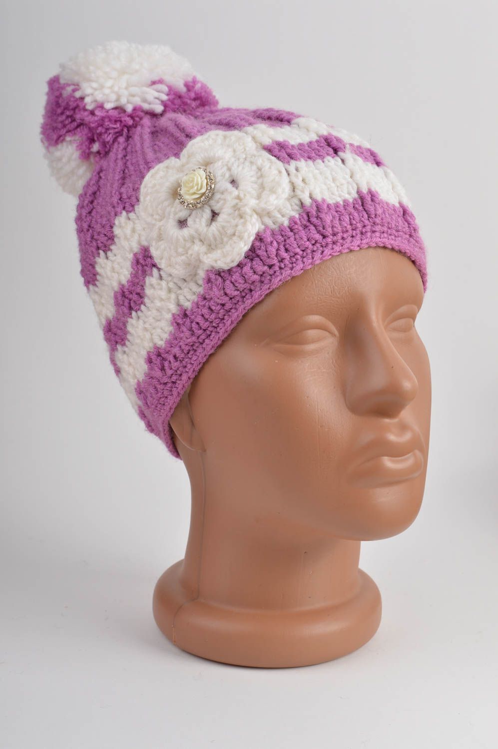 Bonnet tricot fait main Chapeau au crochet Accessoire d'hiver avec pompon photo 2