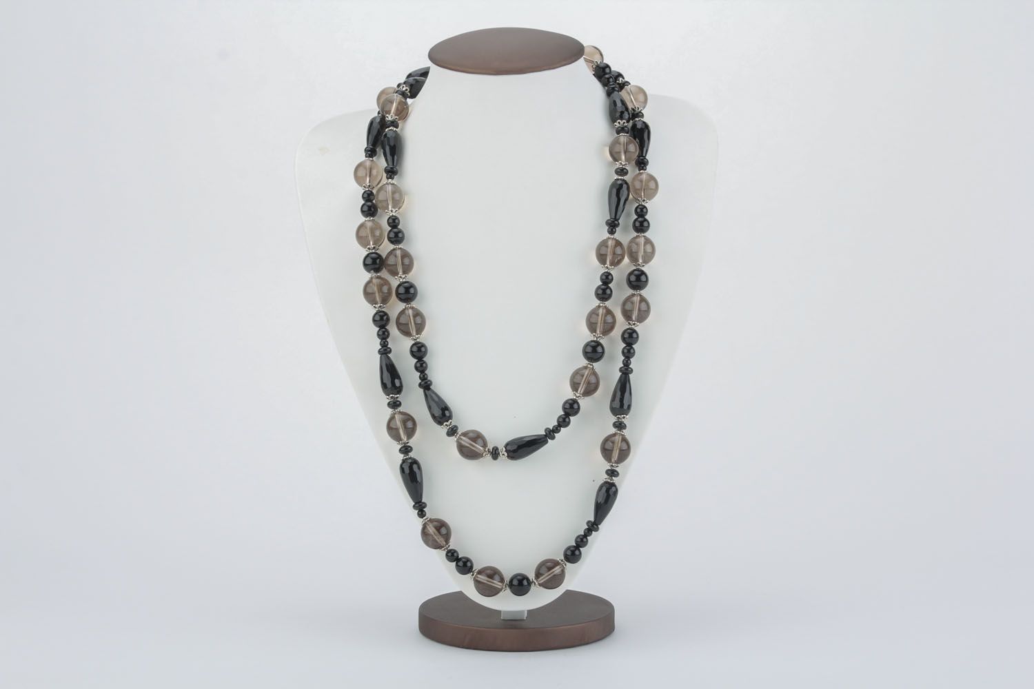 Necklace with natural stones in gray color palette photo 3