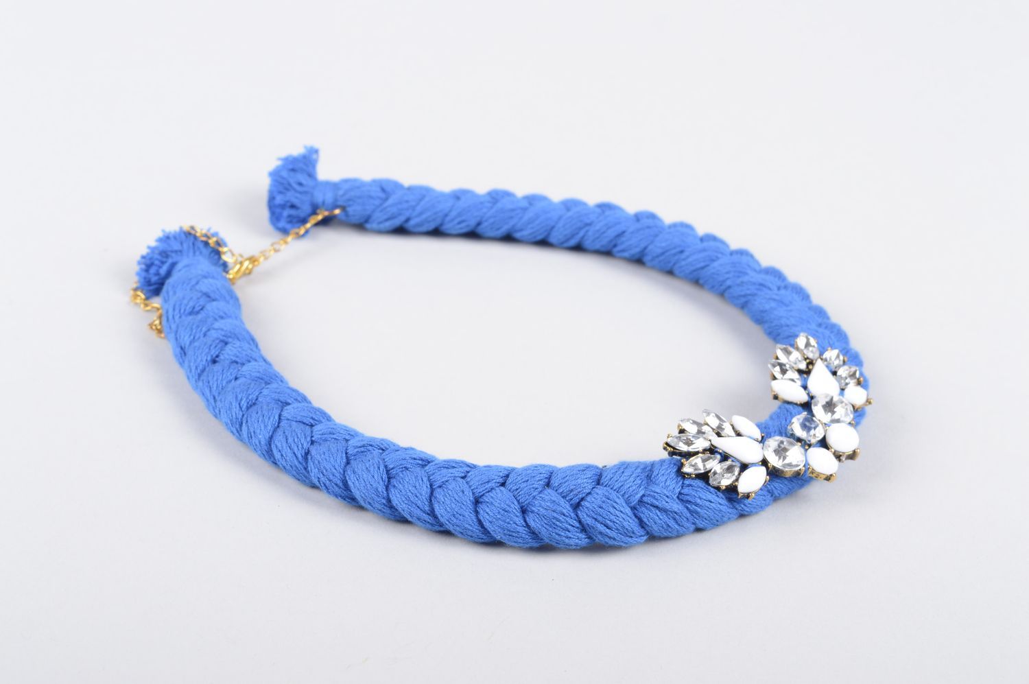 Collier tresse fait main Bijou textile Cadeau femme Collier bleu design photo 1