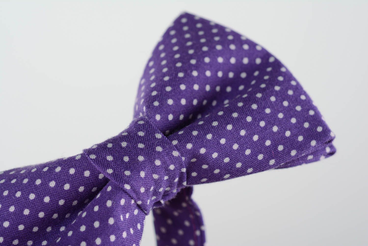 Purple bow tie with white dots photo 4