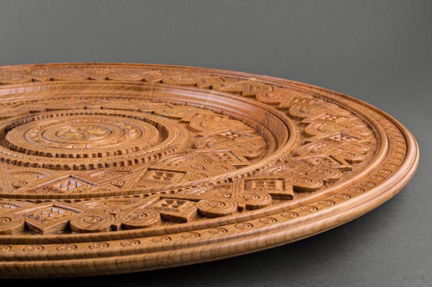 Wooden carved plate photo 2