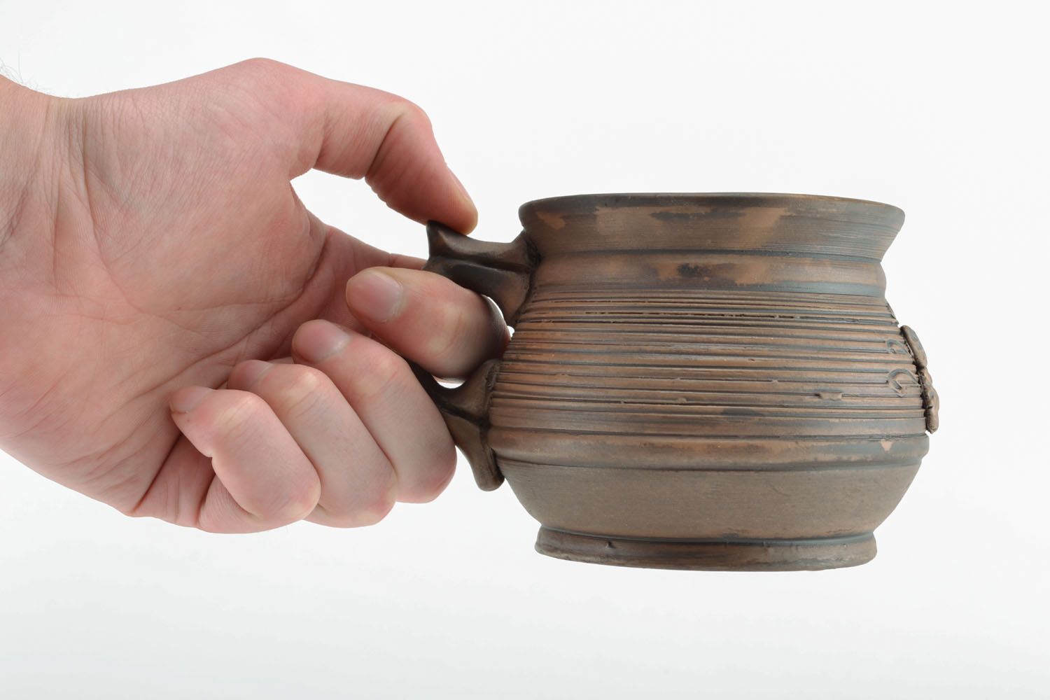 Tasse à thé en céramique faite main photo 1