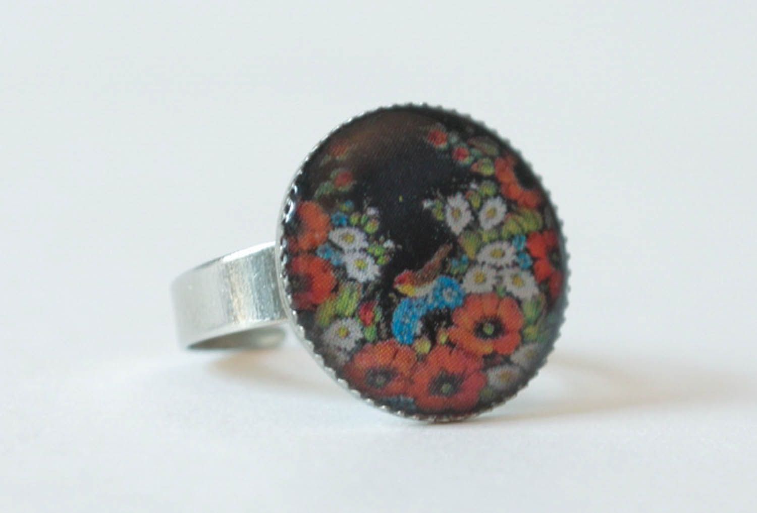 Круглое кольцо Цветы фото 3