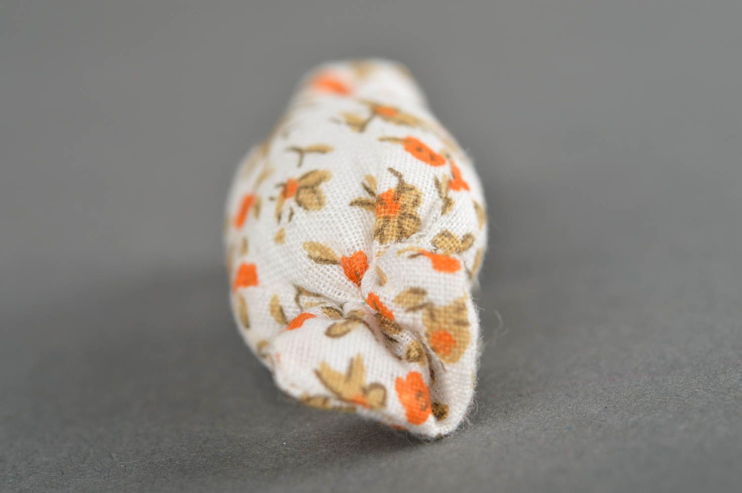 Broche bonbon Bijou fait main fantaisie en tissu motif floral Cadeau fille photo 4