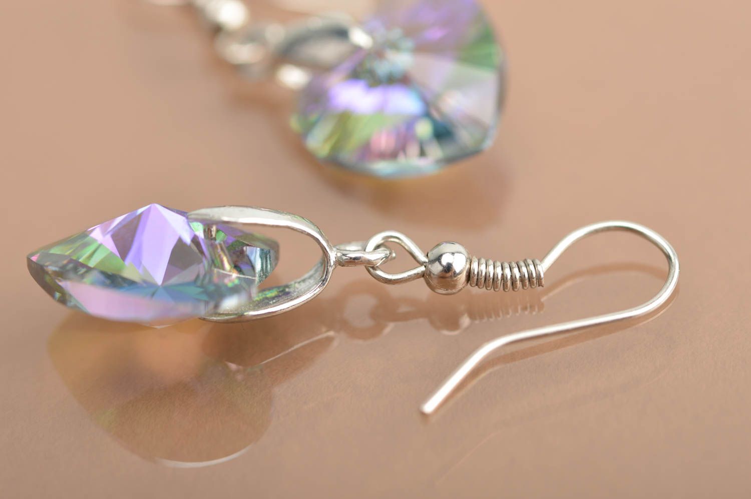 Boucles d'oreilles pendantes cœurs en cristaux autrichiens faites main photo 5