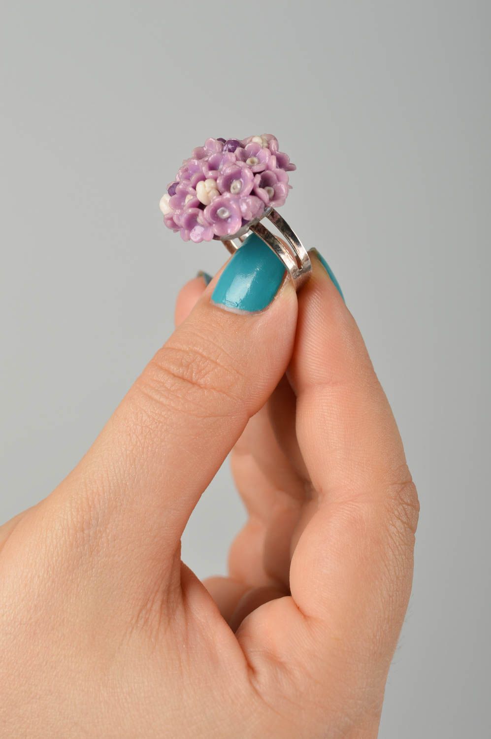 Bague fleurs Bijou fait main lilas en pâte polymère réglable Cadeau pour femme photo 3