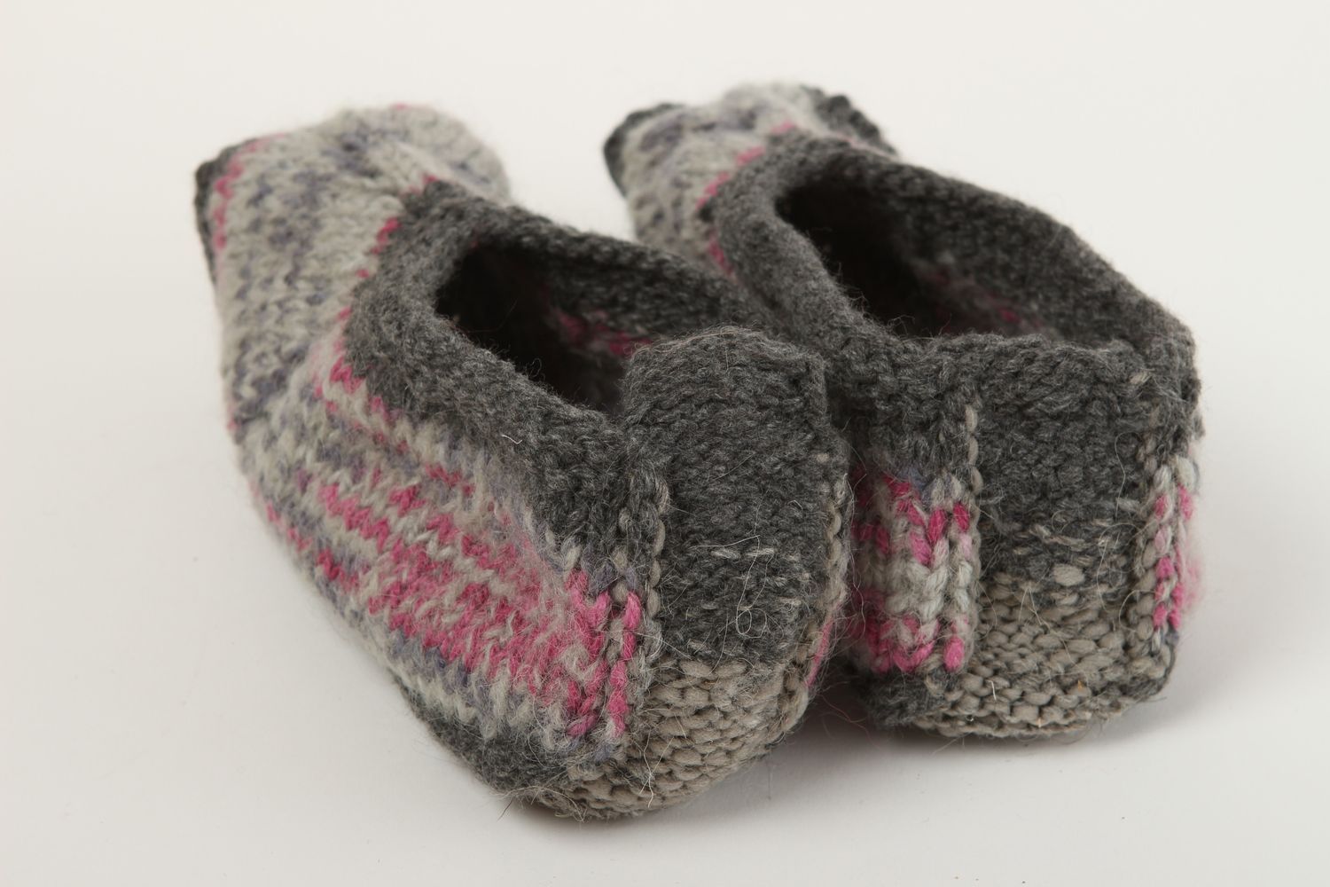 Beautiful handmade knitted slippers warm wool slippers house shoes for girls photo 3