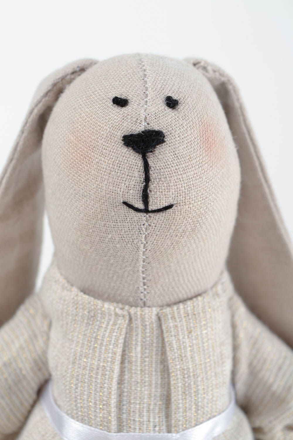 Игрушка заяц ручной работы авторская игрушка в кружевном платье стильный подарок фото 4