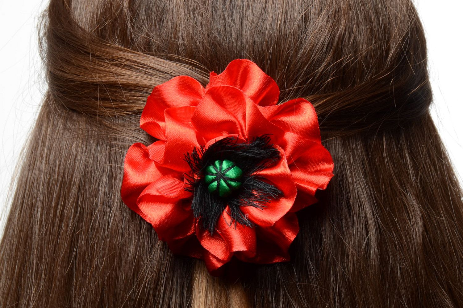 Красивая и яркая заколка для волос из атласа в виде цветка мака ручной работы фото 1