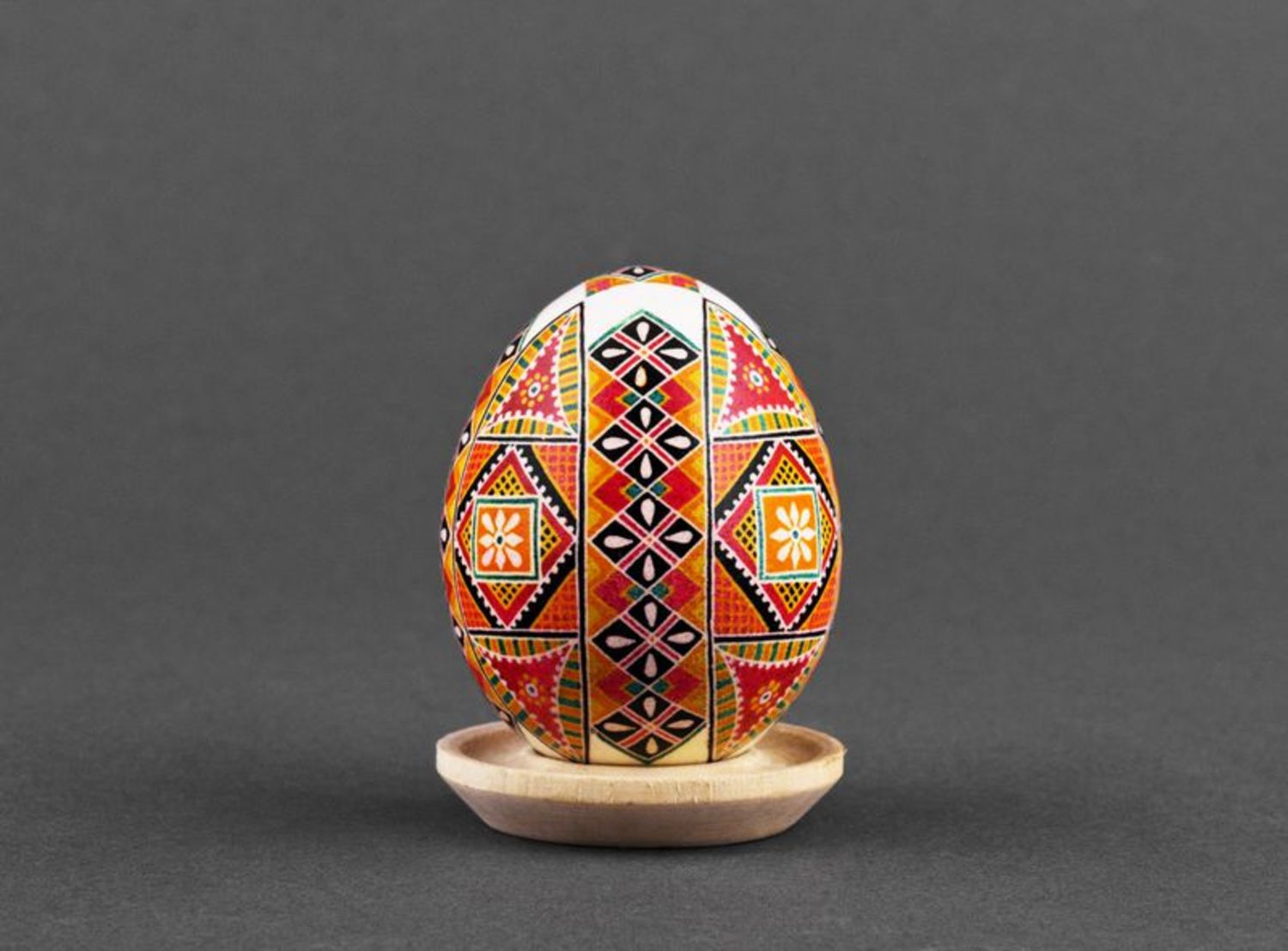 Handmade Easter egg photo 3