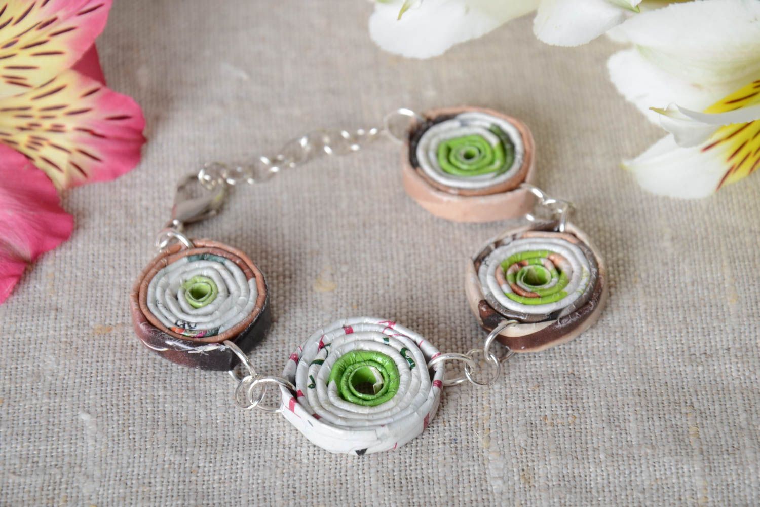 Handmade bracelet made of paper vines on chain light summer designer accessory photo 1