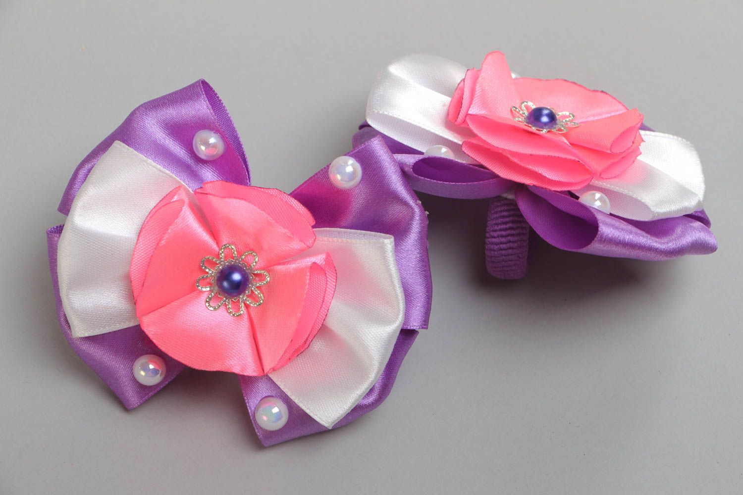 Set of handmade satin ribbon flower hair clips for girl 2 pieces photo 3