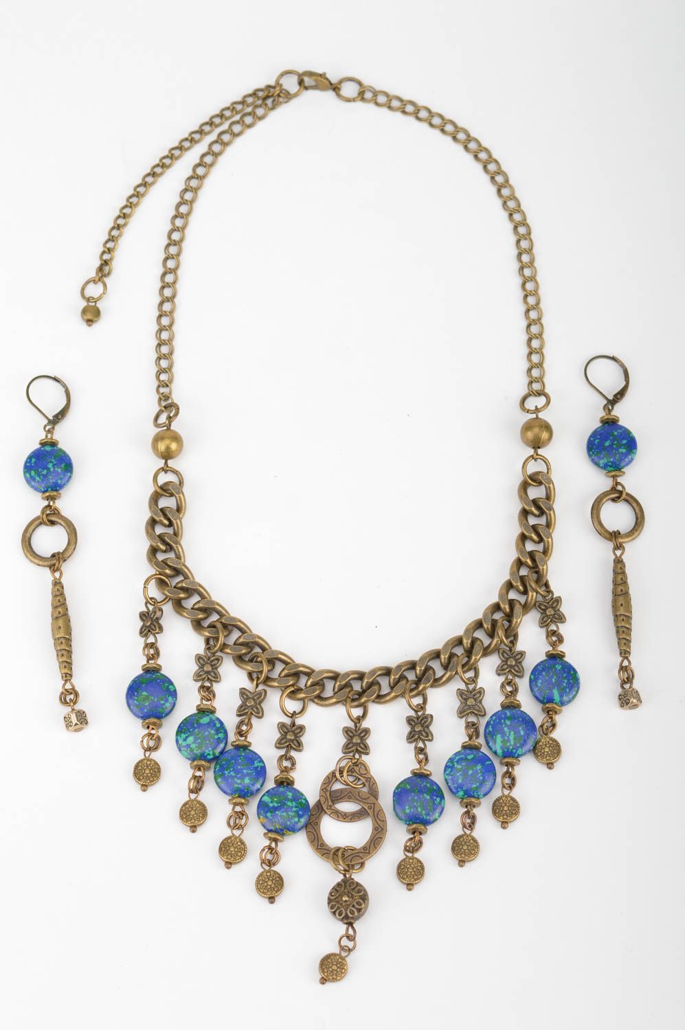 Boucles d'oreilles et collier métalliques avec perles fantaisie faits main photo 5