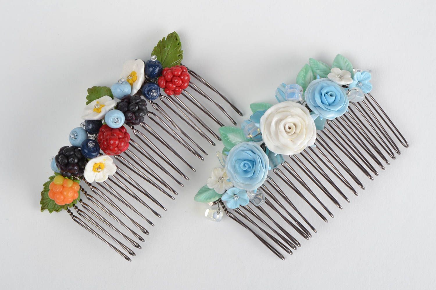 Set of 2 beautiful handmade hair combs with polymer clay flowers and berries photo 3