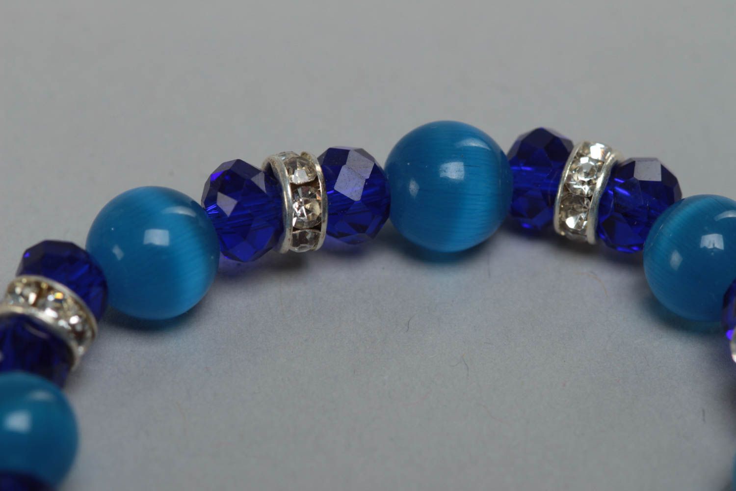 Beautiful bright blue handmade children's bracelet with glass and crystal beads photo 4