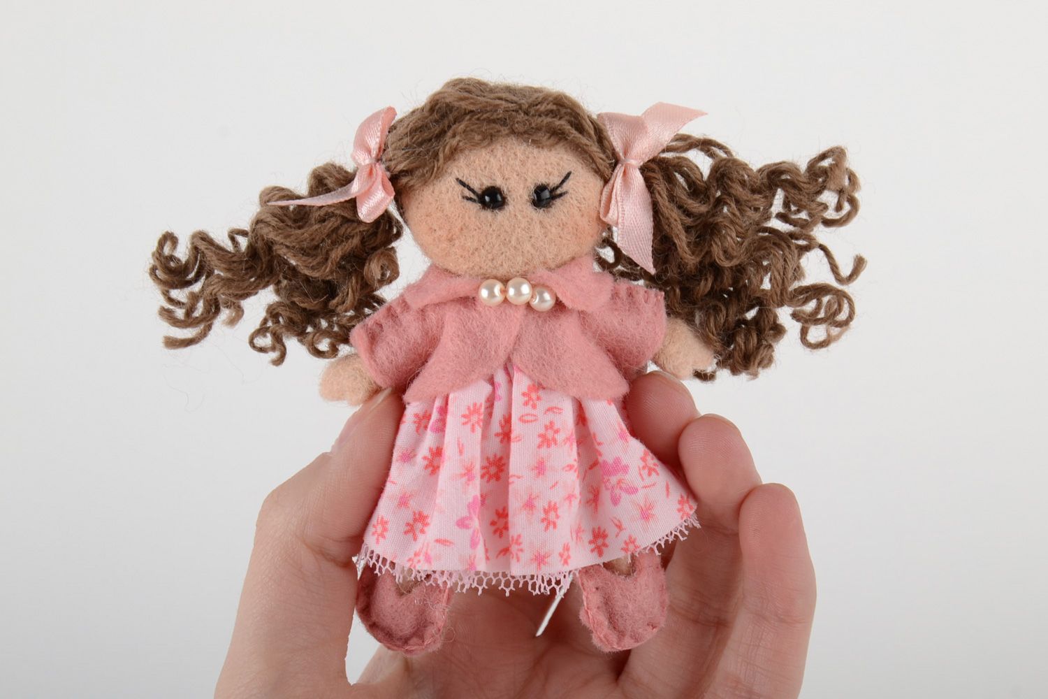 Handmade designer children's brooch felted of wool in the shape of doll in pink photo 5