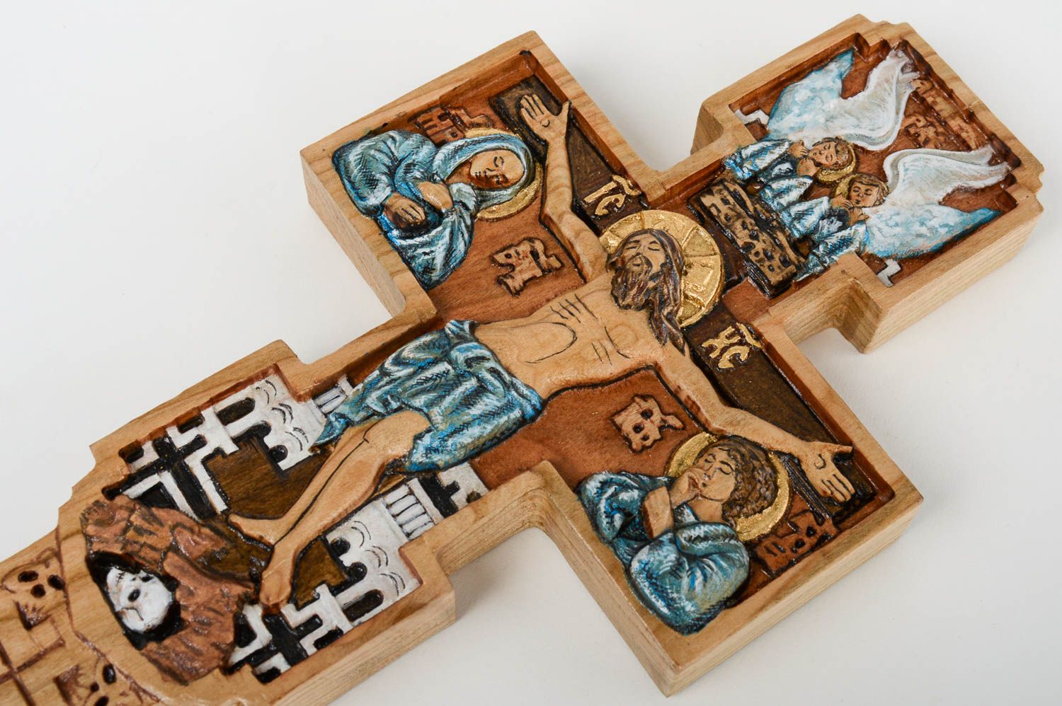 Croix en bois fait main Objet religieux Déco maison gravure crucifix design photo 4