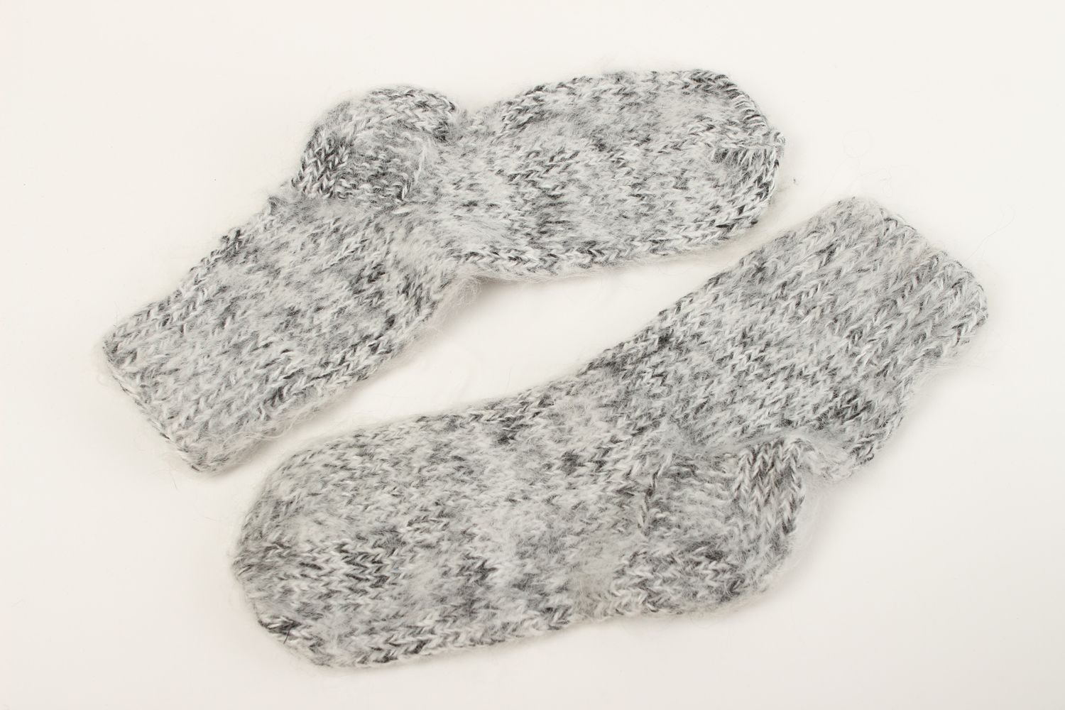 Носки ручной работы шерстяные носки серые пушистые носки спицами 40-45 размер фото 2