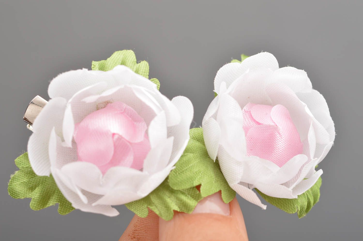 Handmade small tender pink flower hair clips made of fabric set of 2 pieces photo 3