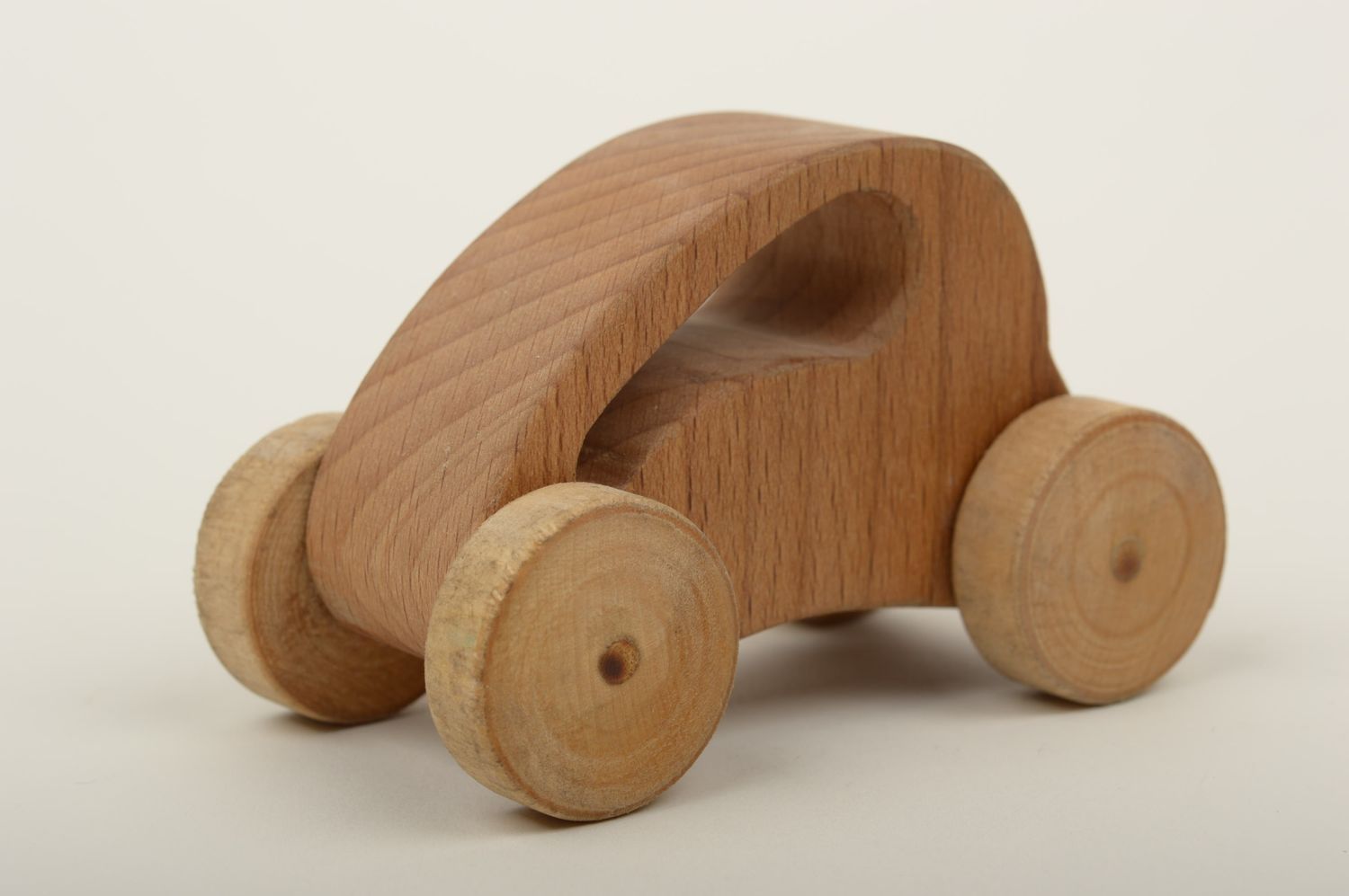 Juguete infantil hecho a mano auto de madera para niños regalo original foto 2