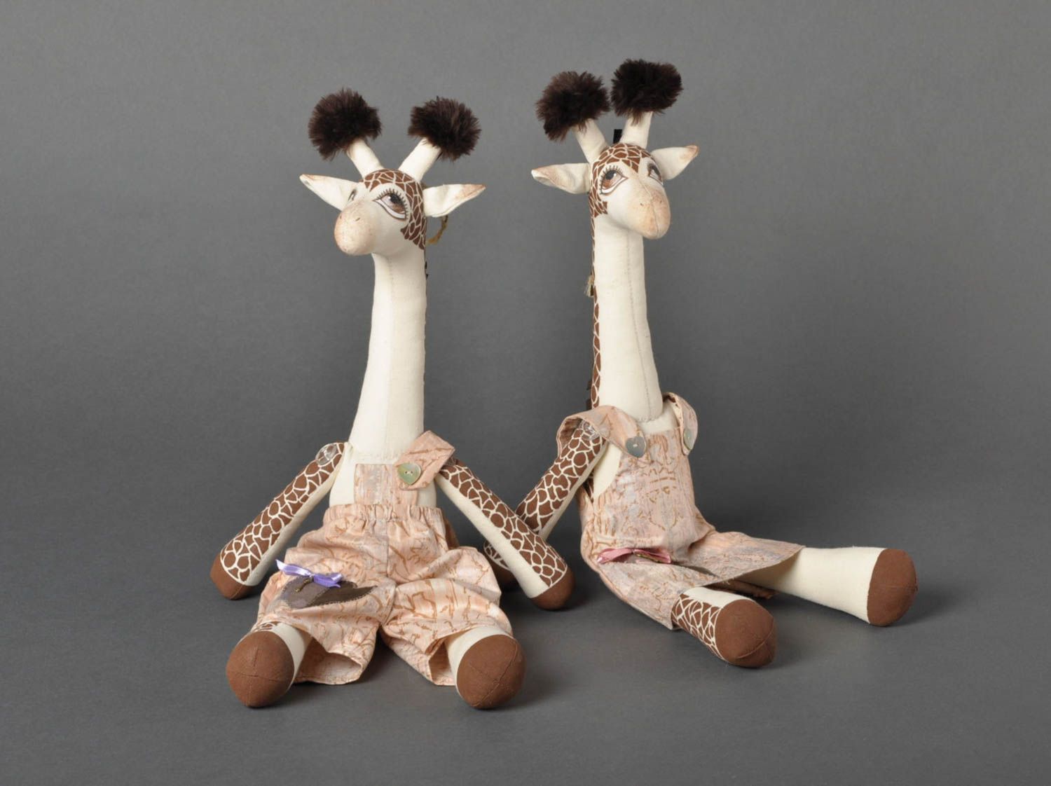 Jouets enfant fait main 2 Peluches animaux girafes Cadeau original décor photo 1