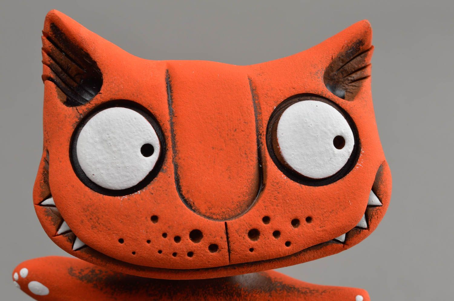 Figura de barro artesanal anaranjada decoración de hogar regalo para amigos gato foto 4