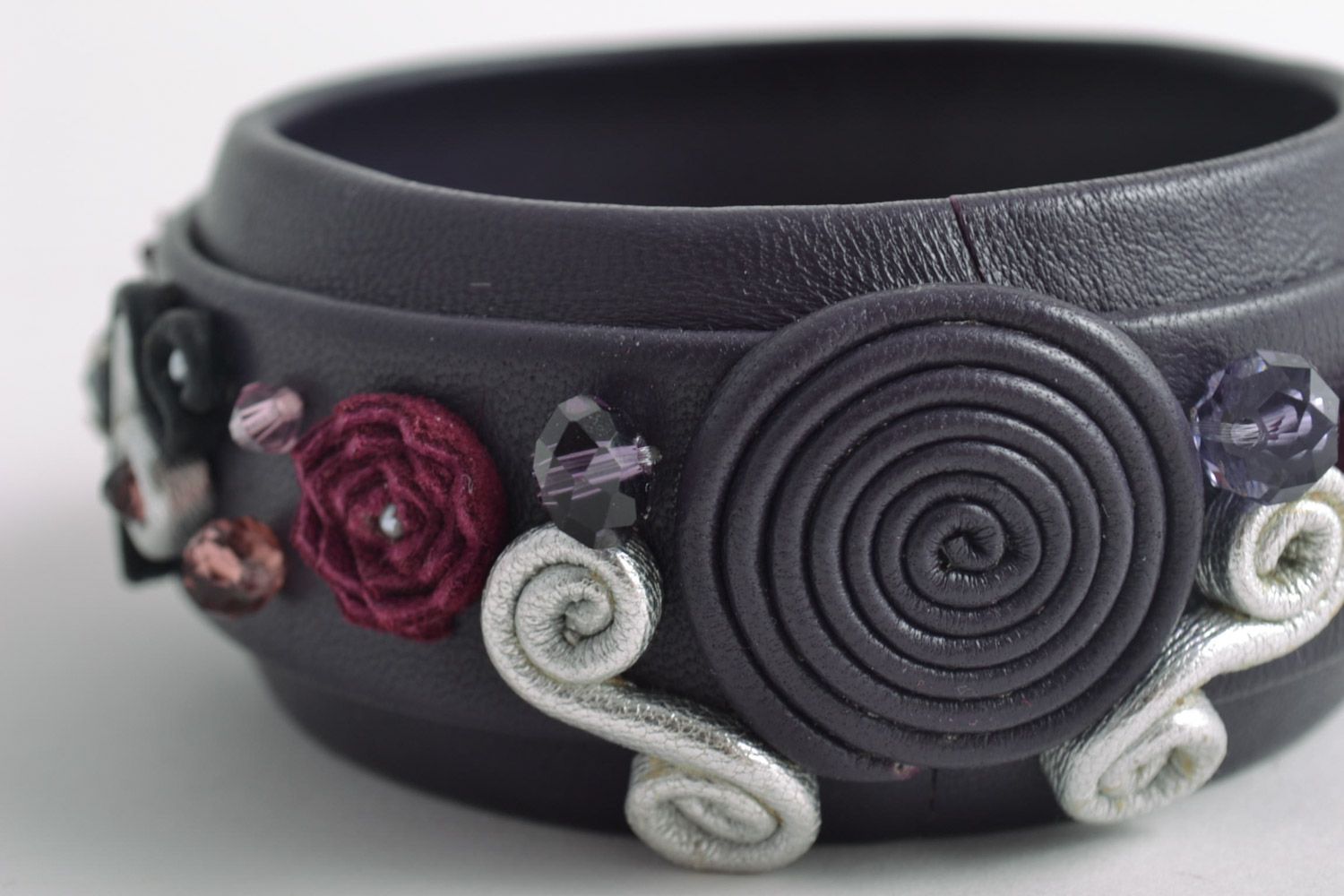 Handmade leather bracelet with natural stone crystal and rhinestones of dark color photo 5