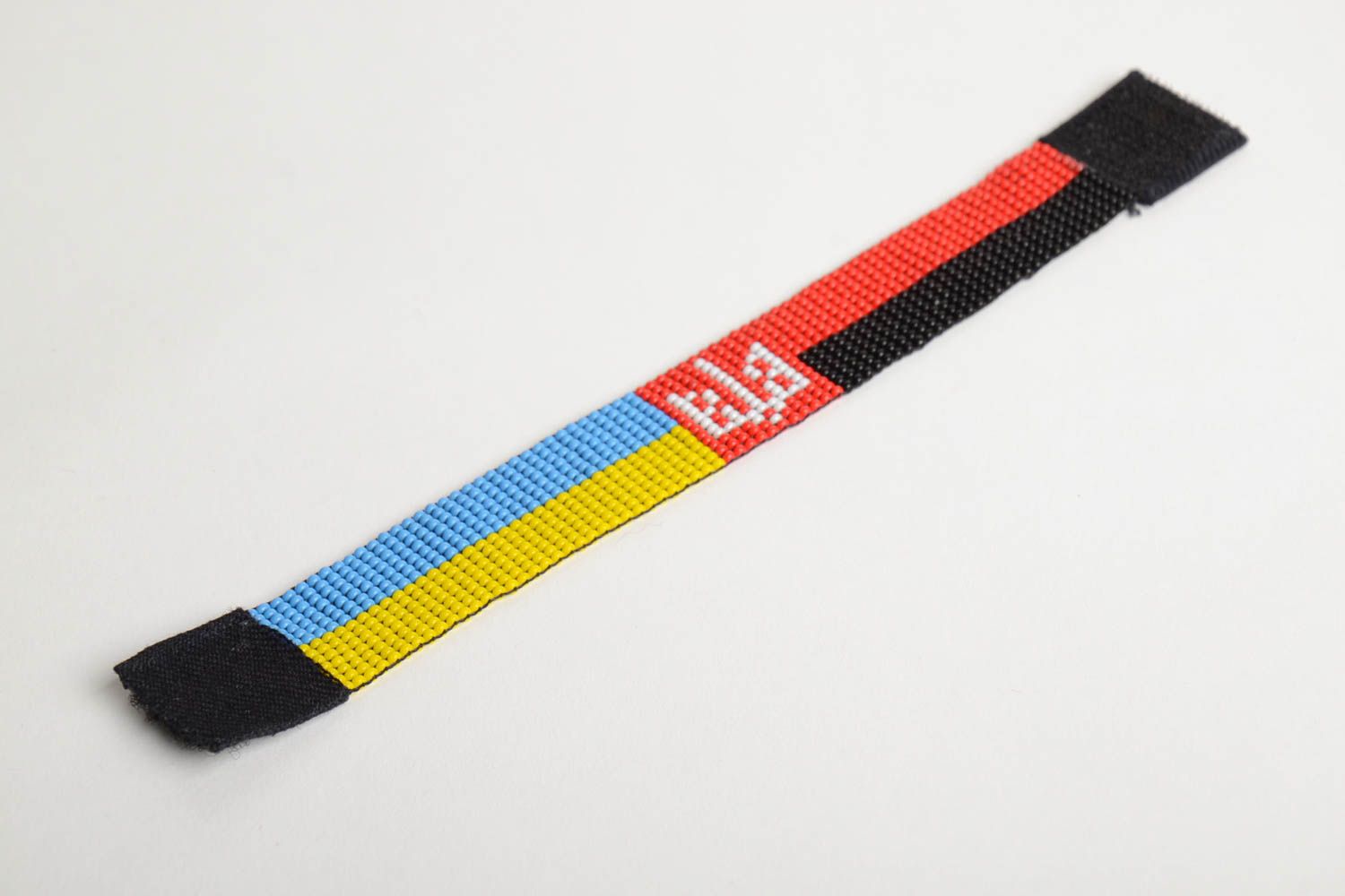 Бисерный браслет широкий ручной работы на липучке красно-черный и желто-голубой фото 5