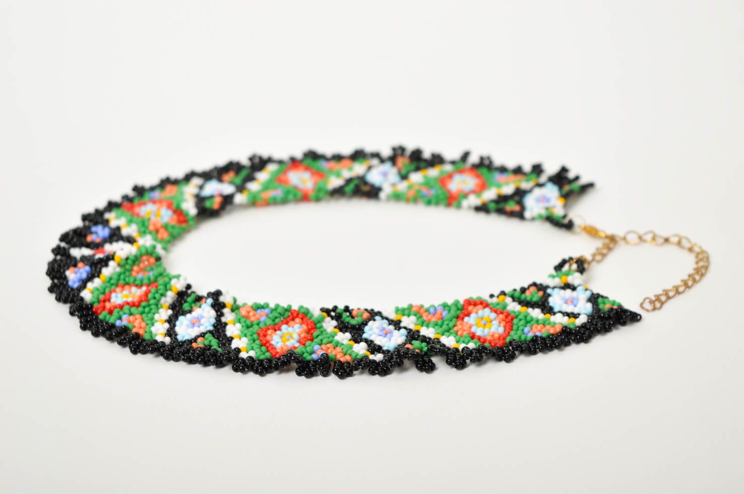Колье из бисера украшение ручной работы ожерелье из бисера цветочное стильное фото 5