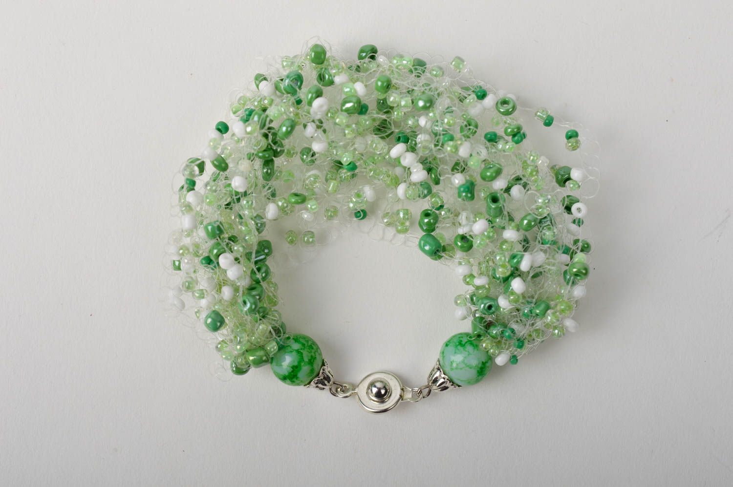 Airy white and light green beads chain bracelet for her photo 5
