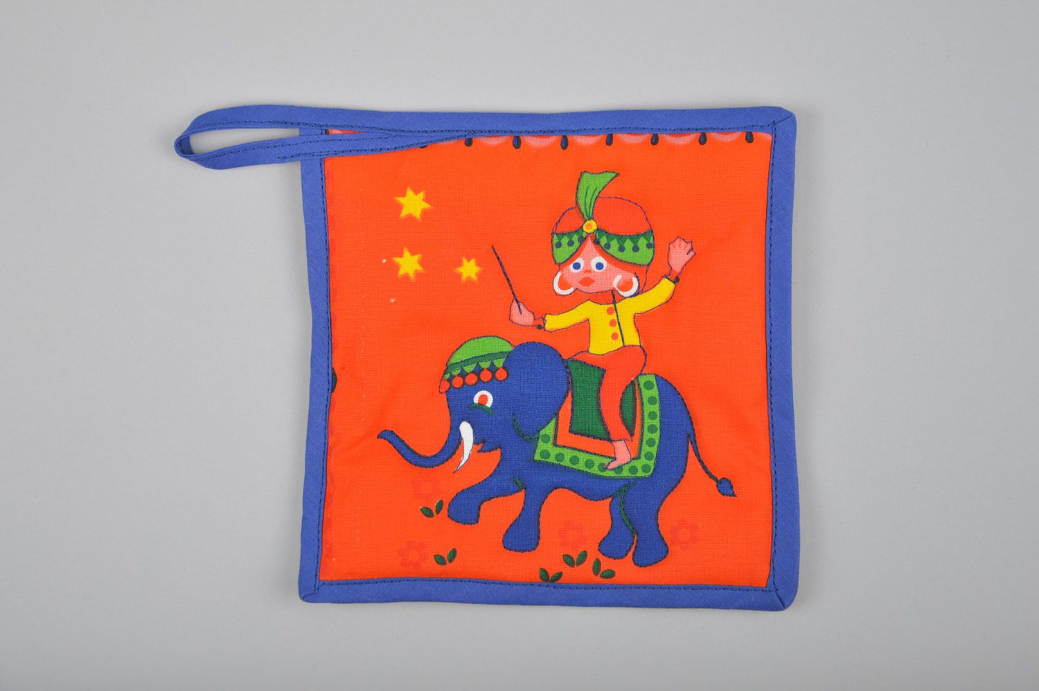 Handmade square hot pot holder sewn of cotton fabric Elephant in Circus  photo 2