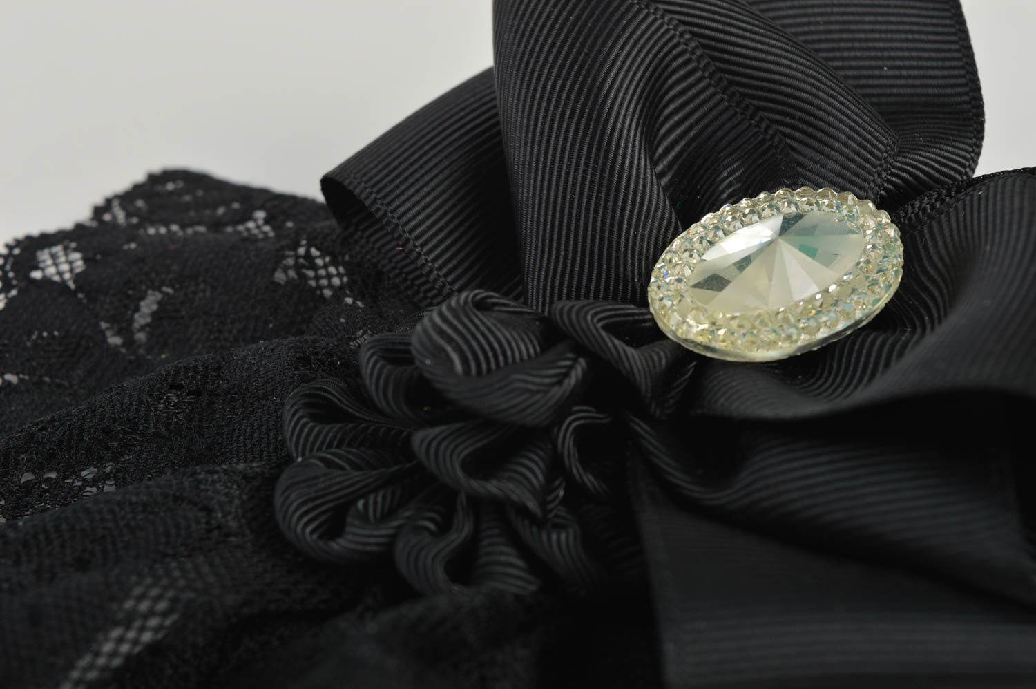 Beautiful handmade textile brooch jabot brooch jewelry artisan jewelry photo 4