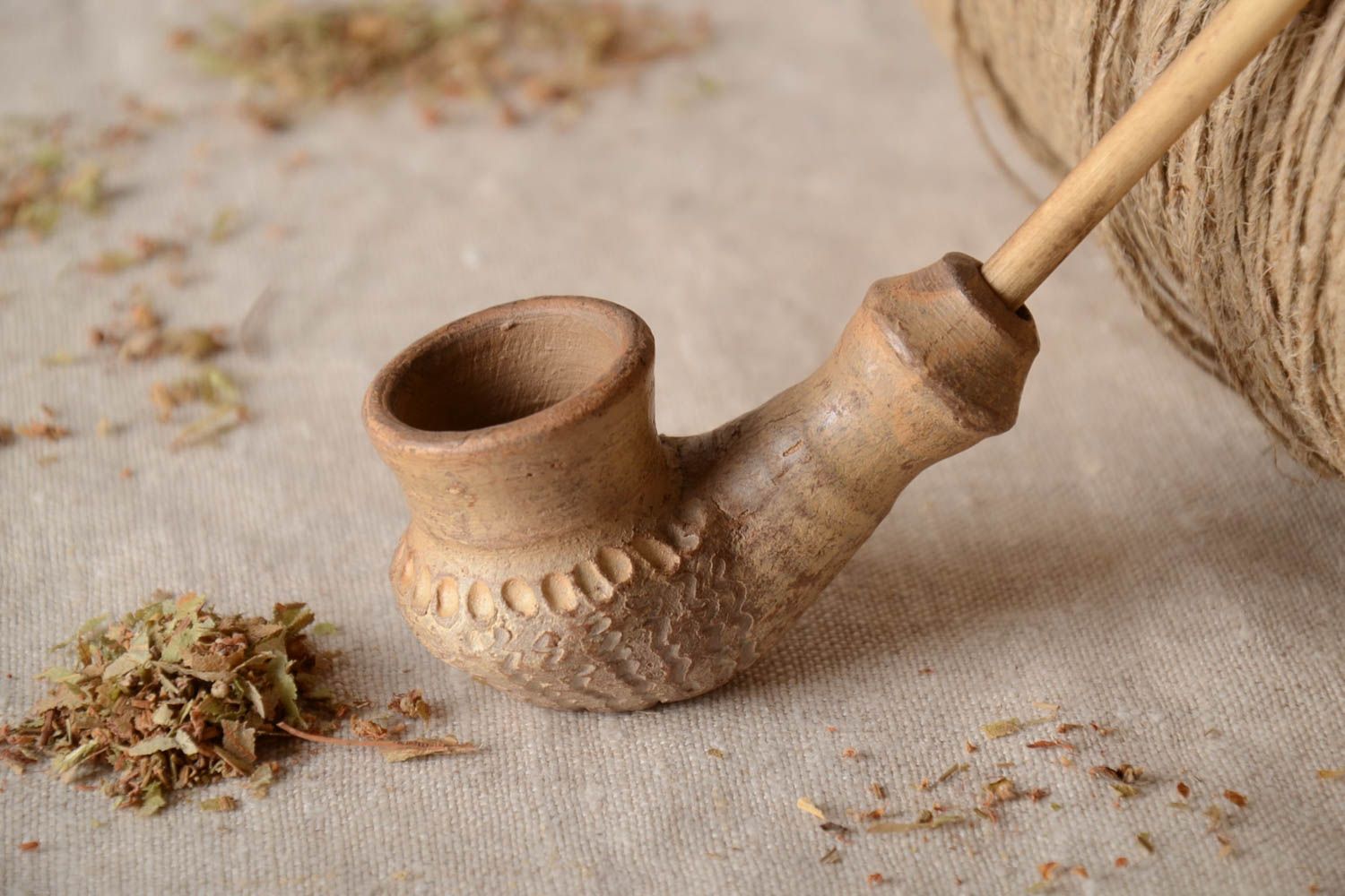 Decorative handmade wooden smoking pipe tobacco pipe for decor home designs photo 1
