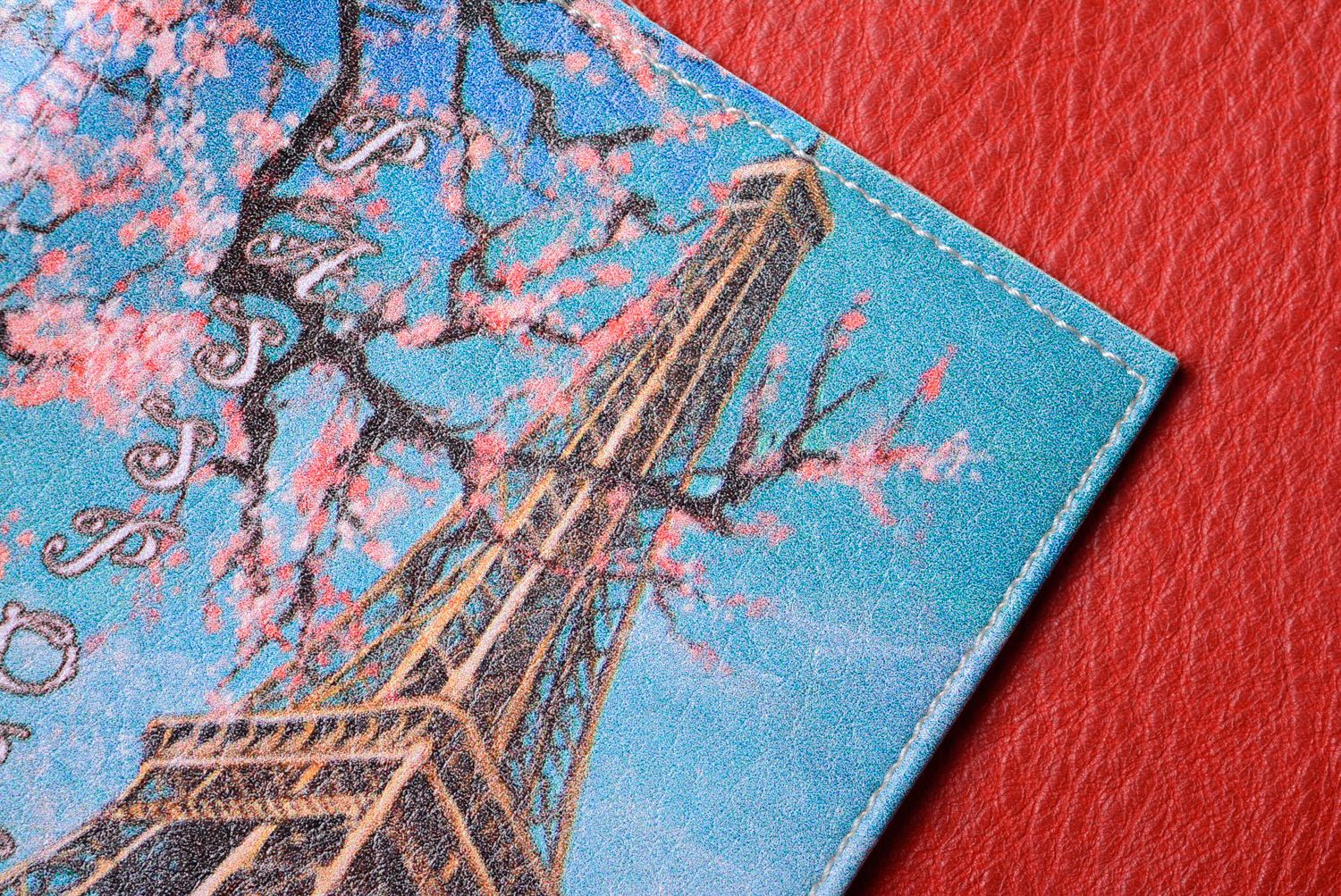 Étui pour passeport en vrai cuir fait main avec imprimé Paris original photo 4