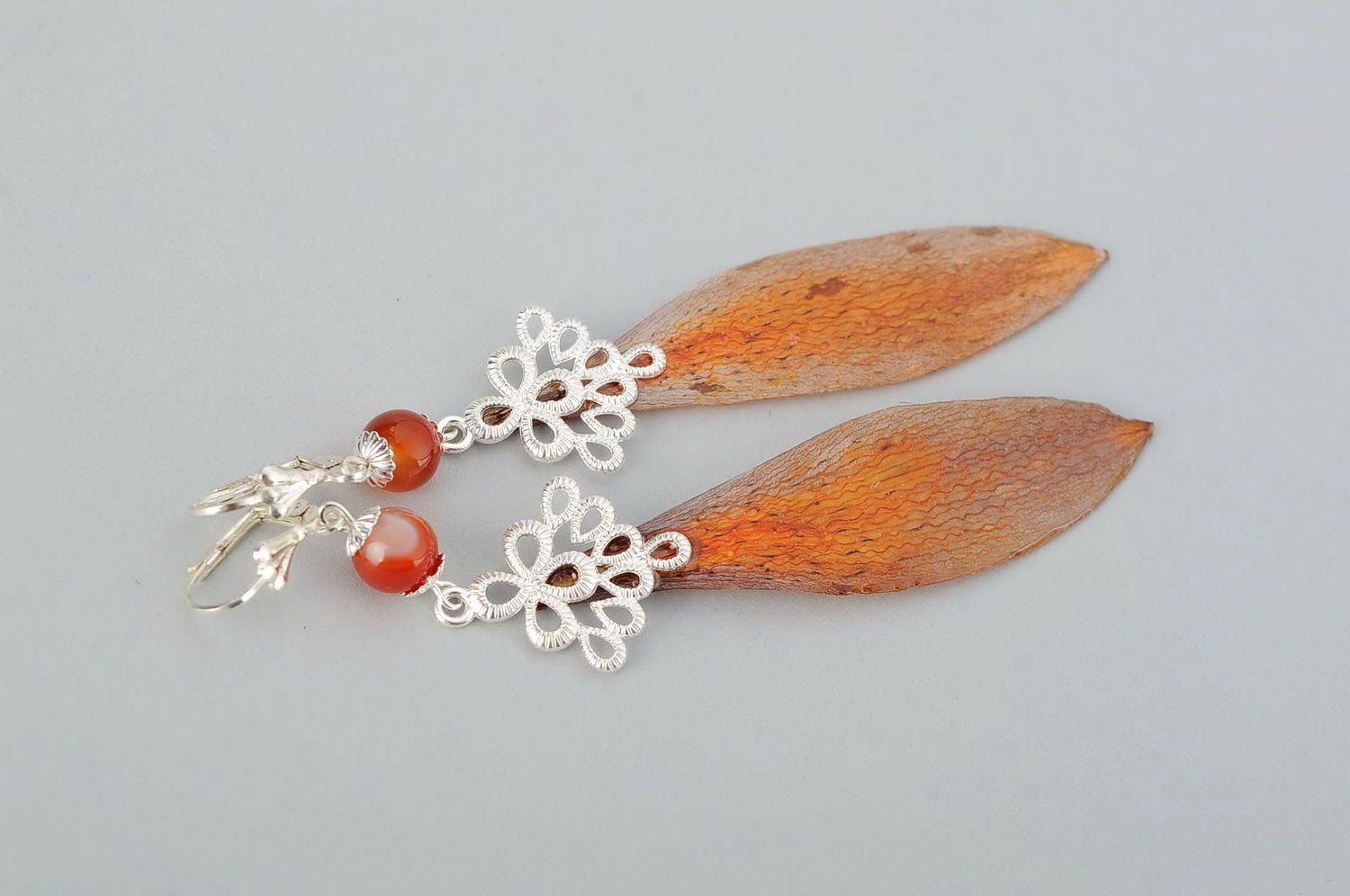Earrings made ​​of epoxy resin Lilies photo 4
