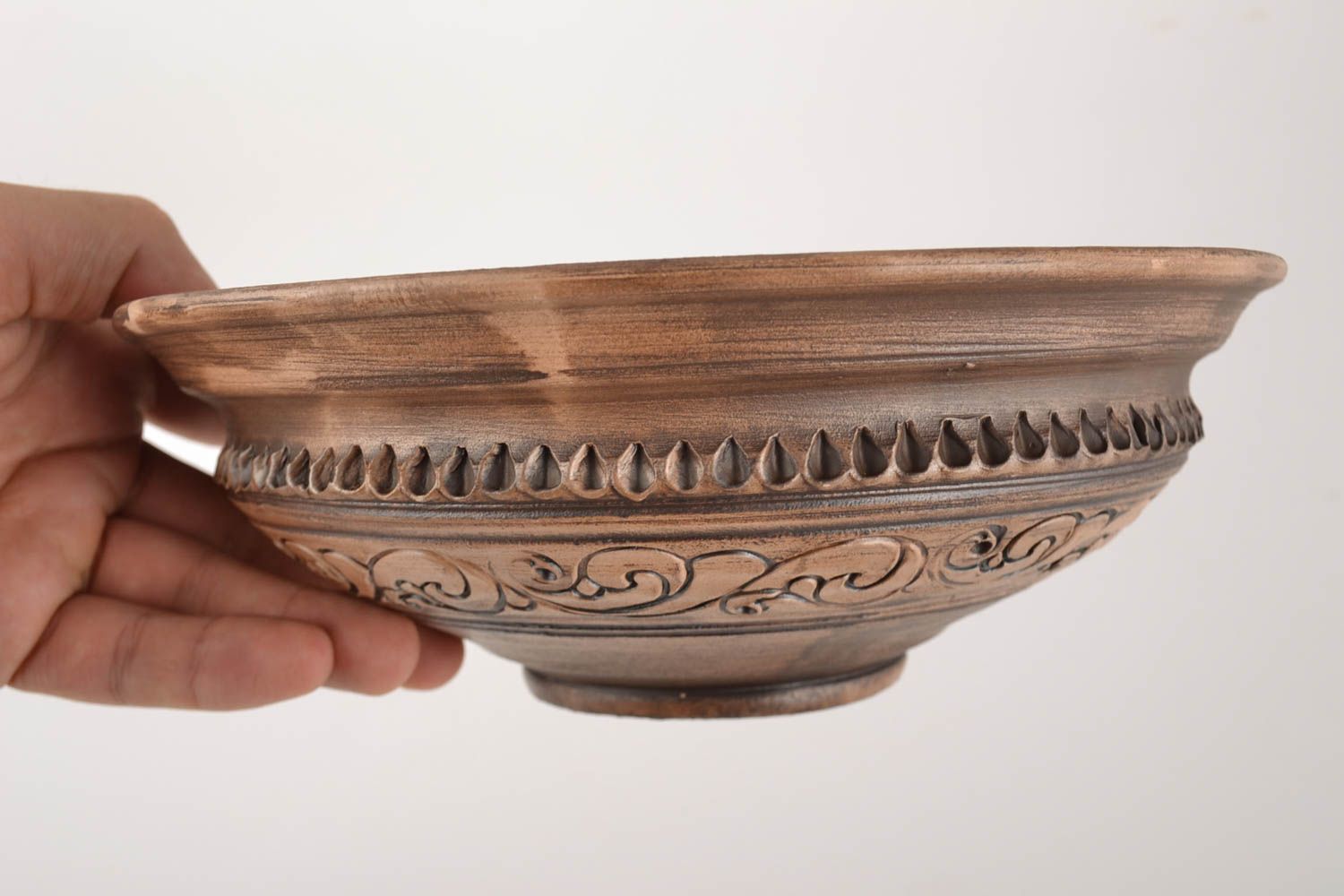 Глиняная миска с крышкой красивая коричневая глубокая 1000 мл ручная работа фото 2