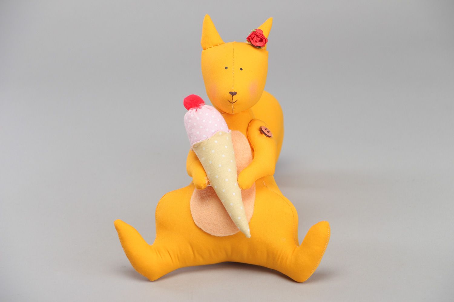 Joli jouet mou Écureuil jaune tissus naturels original fait main pour enfant photo 1