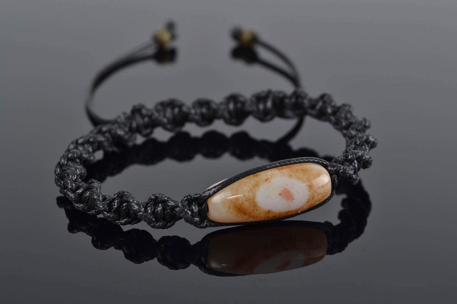 Handmade women's black woven waxed cord bracelet with natural agate stone photo 1