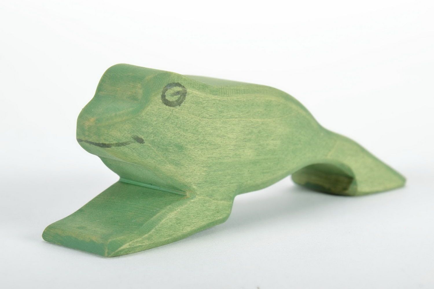 Wooden statuette Frog photo 1