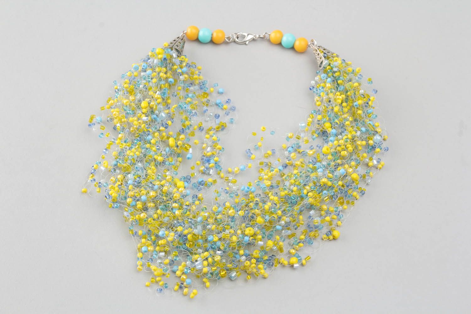 Necklace made of Chinese beads photo 5