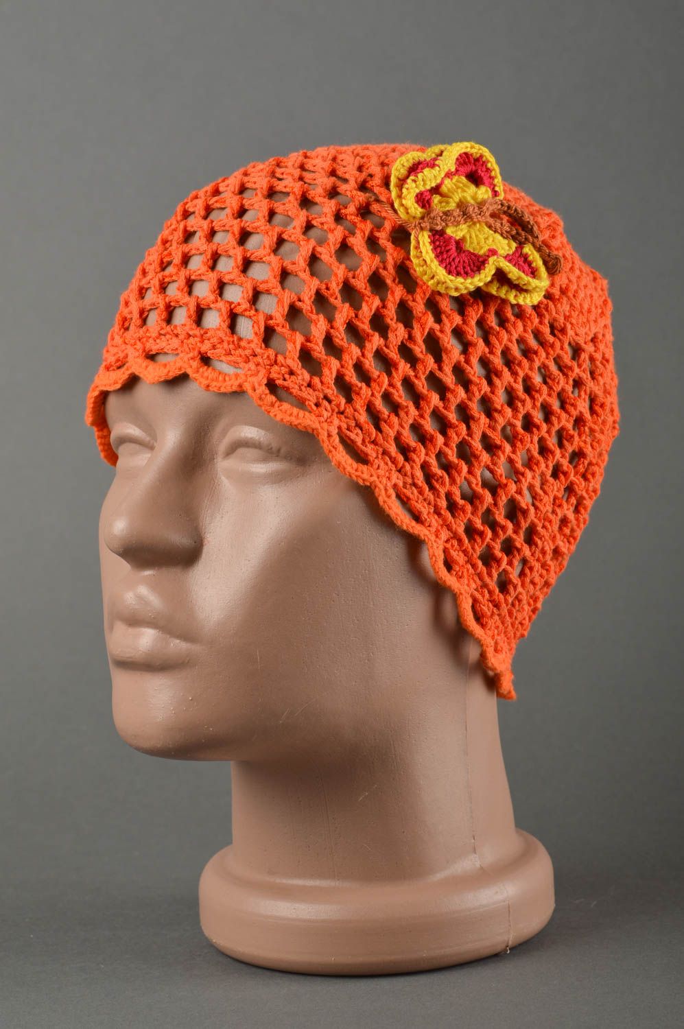 Вязаная шапка для детей хэндмэйд шапочка на девочку весенняя шапка оранжевая фото 1