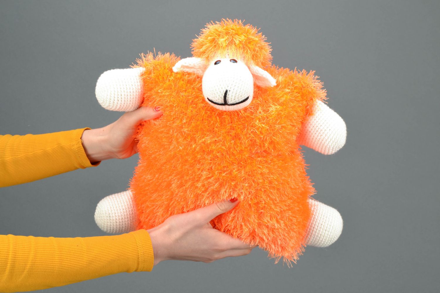 Sofakissen oder Kinder Schlafkissen Kuscheltier Schaf in Orange  foto 2
